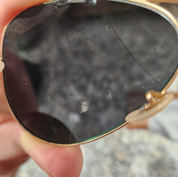 Green Tinted Ray Ban Aviator Sunglasses - Picture 7 of 8